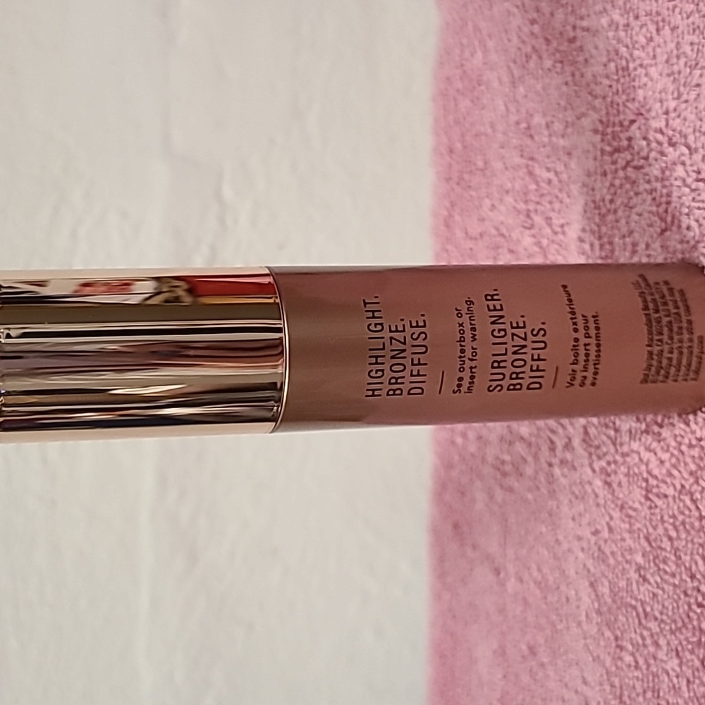 COPY - JLO Beauty That Star Filter Complexion Booster in Rose Gold 1 oz/30 ml - Picture 2 of 8